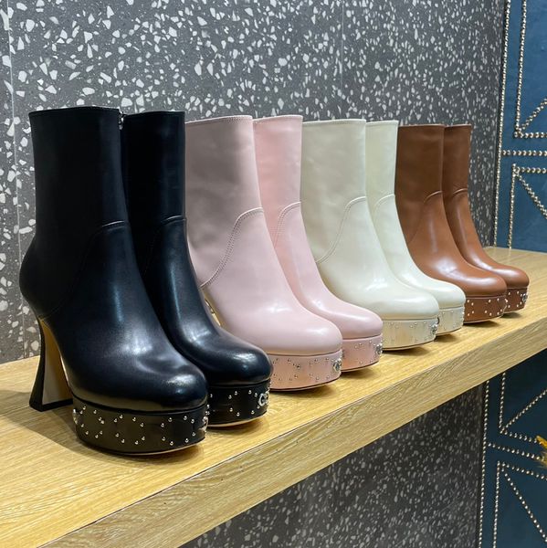 Tasarımcı Botlar Platform Yüksek Topuklu Orta Kuff Kısa Botlar Kış İnce Topuk Yüksek Cowhide Boots Toe Toe Bacak Lüks Kadın Botları Premium Kalite Martin Botlar 35-41