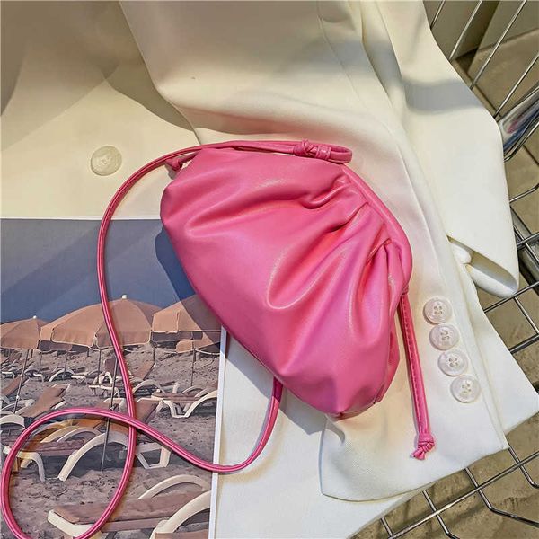 Luxuriöse Cloud-Abendtaschen von Botegss Ventss zu verkaufen Frühling Sommer Neue frische Candy Color Damentasche 2023 Kleiner Stil Man sollte ein echtes Logo haben