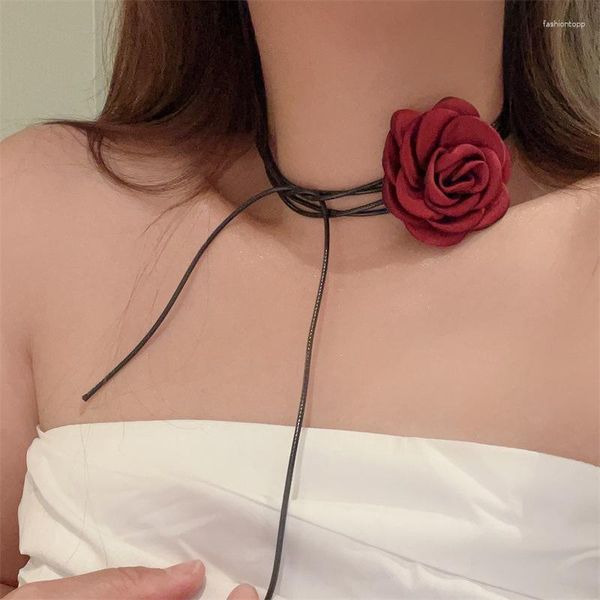 Anhänger Halsketten Kreative Lange DIY Floral Halsband Halskette Handgemachte Rose Halskette Für Frauen Bankett Blume Kragen Neckband Schmuck