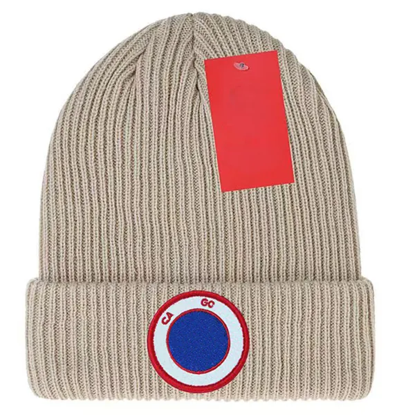 2023 Kafatası Kapakları Tasarımcı Beanie Lüks Beanie Örgü Şapka Mizaç Çok yönlü Beanie Örme Şapka Sıcak Mektup Tasarım Şapkası Noel Hediye Şapkası Toz Çantası