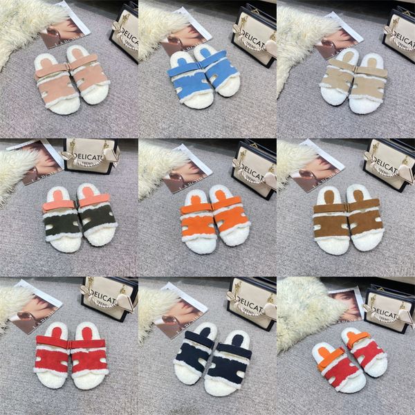 Neue pelzige Hausschuhe für Mädchen Designer Sandalen Frauen Wintermarke Wollschuhe Klassiker Casual Sandalen Frauen Dicke Ferse Pantoffeln Lande End Lederstiefel 9 Farben Stock Heiß