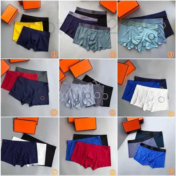 2023 Uomini Mutande Boxer Designer Uomo Intimo Tinta unita Sexy Traspirante Biancheria intima da uomo Boxer di marca Abbigliamento comodo 9ONT