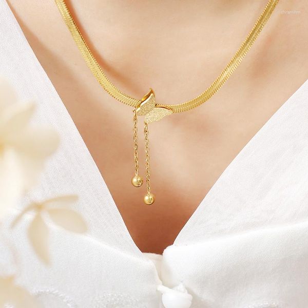 Anhänger Amaiyllis 18 Karat Gold Klingenkette Mattierte Schmetterlings-Quasten-Halskette Elegantes Temperament Nischen-Persönlichkeitsschmuck