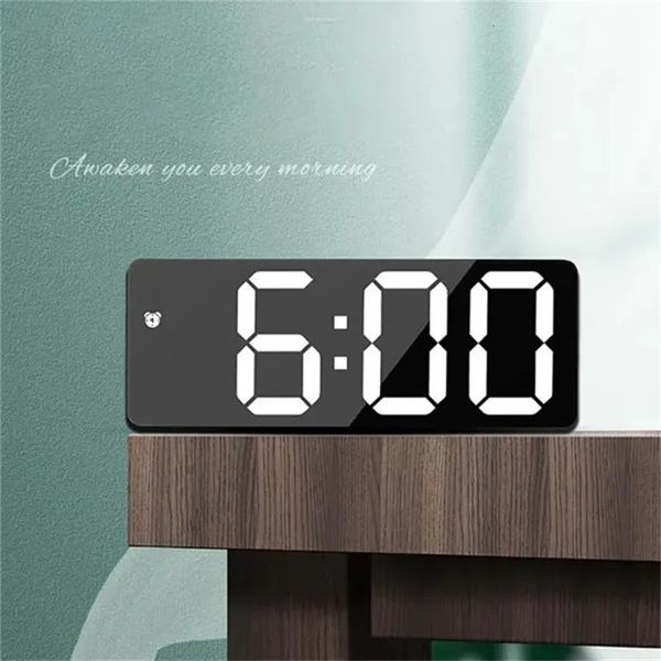 Relógios de mesa LED Espelho Digital Despertador Controle de Voz Função Snooze 3 Brilho Ajustável 1224H Eletrônico 230921