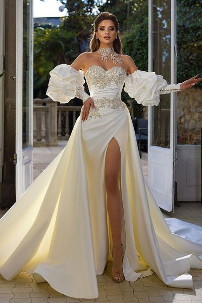 Elegante Meerjungfrau-Brautkleider mit Puffärmeln, seitlich geschlitzt, sexy, lange Brautkleider aus Satin mit abnehmbarer Schleppe, Spitzenapplikationen, Brautkleid für den zweiten Empfang