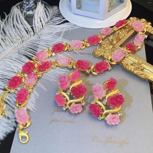 Bomboniera da donna esagerata creativa retrò in vetro rosa serie fiori di ciliegio collana orecchini set catena matrimonio regalo di San Valentino