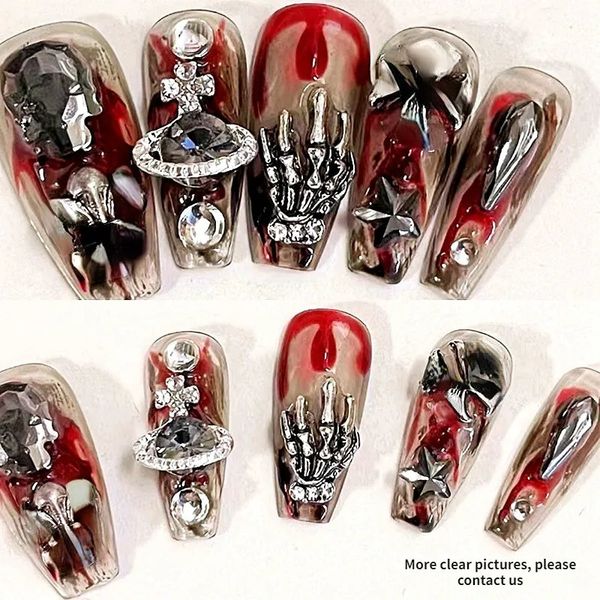 Falsche Nägel Punk Rock Skull Design Falsche Nägel Tipps Halloween Press On Nails Y2K Handgefertigter mittellanger Sarg Wiederverwendbarer gefälschter Nagel mit Kleber 230927