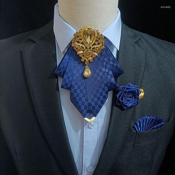 Bow Ties Erkekler Düğün Kravat Broş Seti İngiliz İş Gömlekleri Bow-Tie Orijinal Lüks Rhinestone Yakası Çiçekler Mücevher Hediyeleri Erkekler