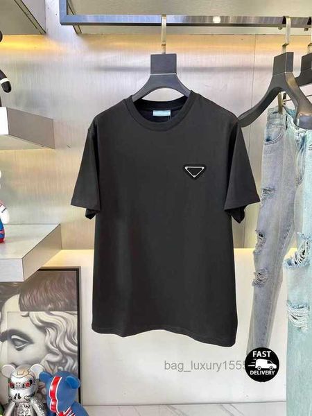 Erkek Tişört Tasarımcı Erkekler Tshirt Adam Siyah Tee Kadın Giysileri Boyutu XXL XXXL% Pamuk Kısa Kollu Göğüs Üçgen Kakmı Tees Moda Yurtdışı Tshirts Dim3