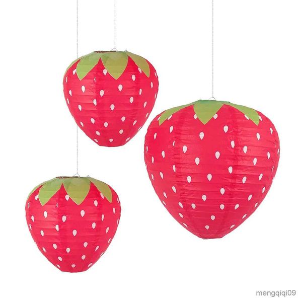 Decorazioni natalizie Lanterne di carta alla fragola Compleanno Baby Shower Decorazione per feste Appeso ornamento di fragole Sfondo Arredamento da giardino