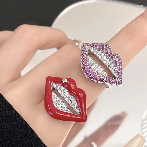 Anéis de casamento na moda punk lábios forma resina dedo ajustável abertura boca lábio micro pavimentar anel de cristal vermelho para mulheres festa jóias presentes