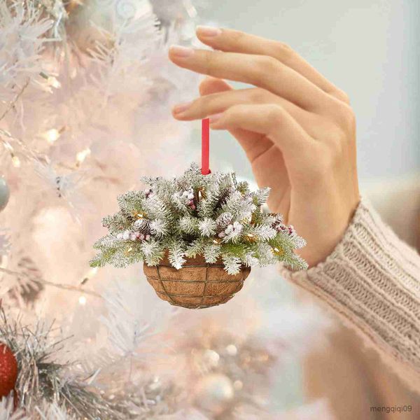 Decorazioni natalizie Mini cesto di fiori appesi di Natale Ramo di pino artificiale Ciondolo a pigna Ornamenti per l'albero di Natale per la decorazione di Capodanno della casa