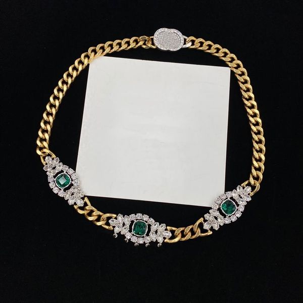 Полный бриллиант Изумрудные ожерелья Дизайнерское ожерелье с подвеской в виде буквы Высокое качество Двойной алфавит Горный хрусталь Металлическая цепочка Дворцовый стиль J329L