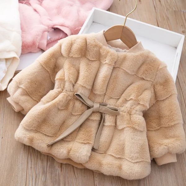 Giacche Ragazze Cappotto di pelliccia ispessito Autunno inverno Cardigan Bambino piccolo Maglione di lana Moda Top Vestiti per Cappotto per bambini 230928