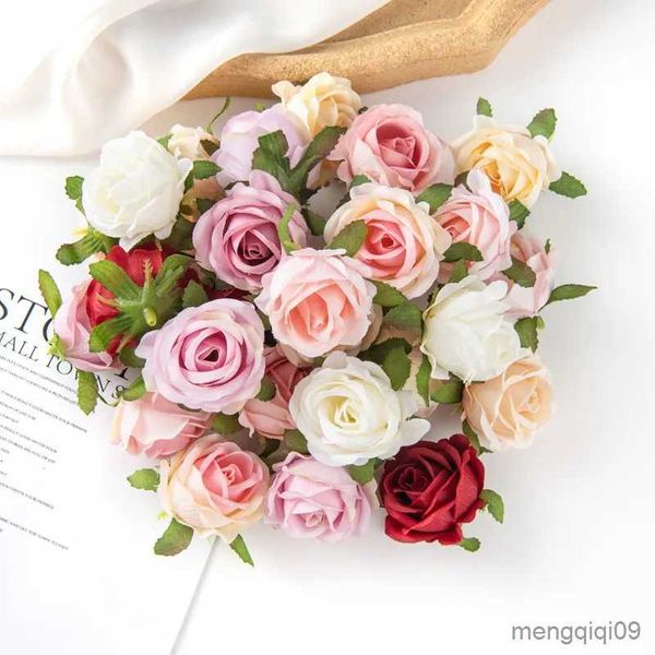 Decorações de Natal Flores Artificiais DIY Caixa de Doces Decoração de Natal Grinaldas Decorativas Festa de Casamento Jardim Rosas Arco De Seda Noiva Pulso R230928