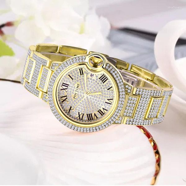 Orologi da polso PINTIME Orologio da donna con diamanti Iced Out Orologio da polso al quarzo per coppie Impermeabile 30 m Cinturino in acciaio inossidabile Calendario di lusso