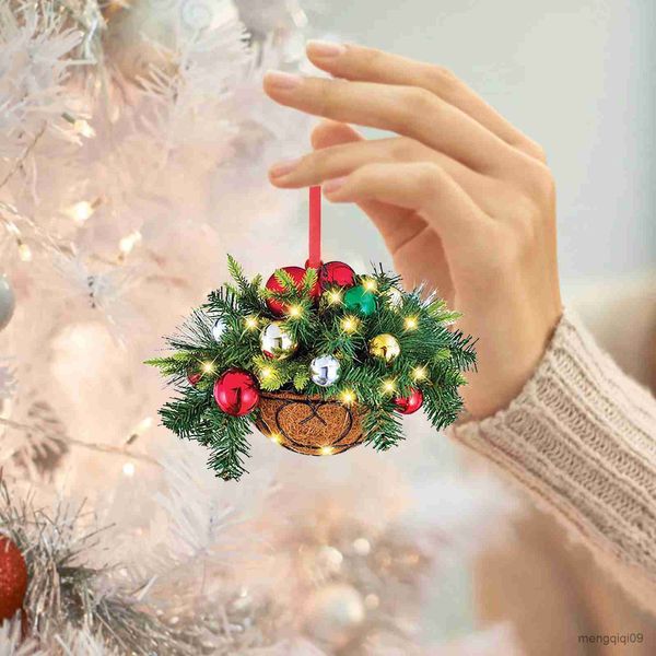 Noel Dekorasyonları Mini Noel Asma Çiçek Sepeti Yapay Çam Şubesi Pinecone County Xmas Ağaç Süsleri Ev Yeni Yıl Dekoru R230928