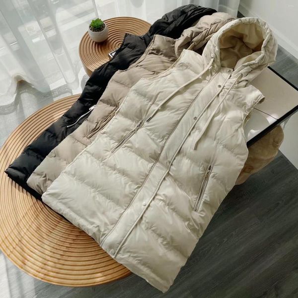 Damenwesten Beige Schwarz Khaki Lange gepolsterte Weste mit Kapuze 2023 Ärmellose Jacken Winter Warm Lässige Mode Vintage Stilvoll Trendiger Chic