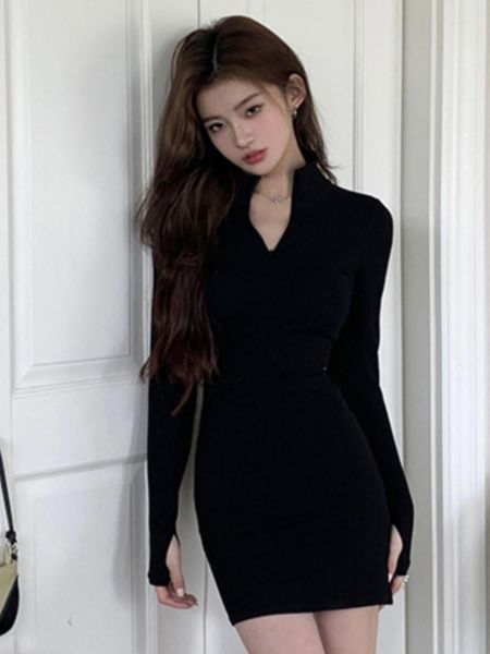 Vestidos casuais 2023 moda sólida preto mulheres mini vestido outono magro bodycon feminino manga longa festa robe sexy meia gola alta roupas