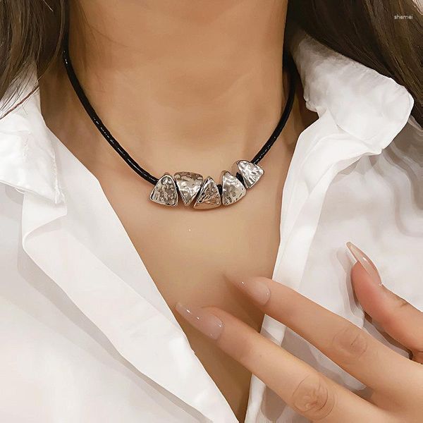 Колье ALLYES, винтажное нерегулярное треугольное металлическое каменное ожерелье для женщин и мужчин, готическое кожаное ожерелье в стиле хип-хоп, подвески, ювелирные изделия