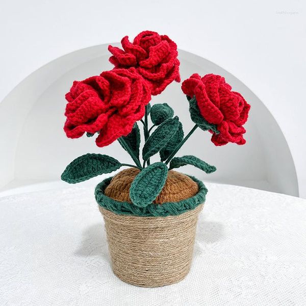 Fiori decorativi Moderni e creativi Simulazione di rose rosse Pianta in vaso Tessuti a mano Finiti Regali di decorazione della camera da letto di casa