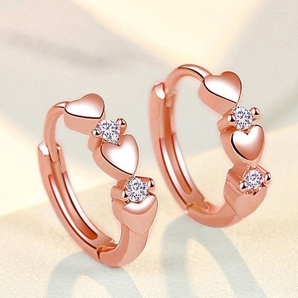 Orecchini a cerchio Huitan Cuore delicato per le donne Piccolo cerchio Low-key Squisito accessorio per piercing all'orecchio femminile Regalo Gioielli per adolescenti