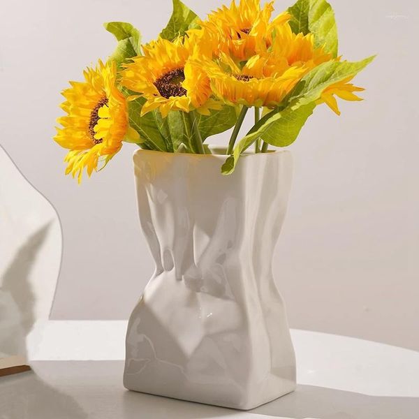 Vasen Weiße plissierte Keramik-Blumenvase, einzigartige quadratische breite Öffnung, Papiertüte, Blume für den Heimtisch