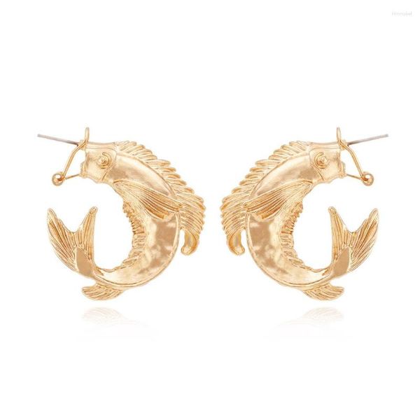 Orecchini pendenti Gioielli animali in lega goffrata tridimensionale a forma di pesce color oro retrò per le donne