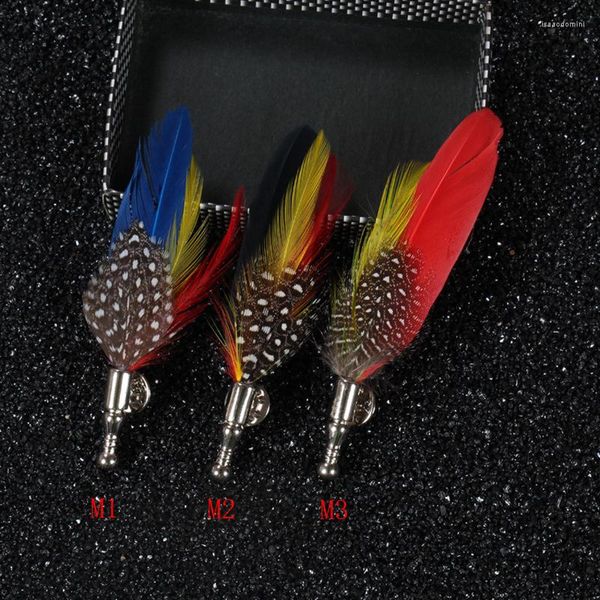 Spille Spille da bavero fatte a mano/Piume colorate Spilla decorativa Coreana Haute Qualite Accessori uomo/boutonnieres/corpetti/