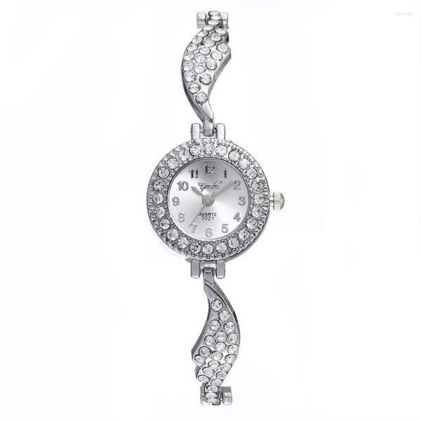 Relógios de pulso Mulheres Wing Alloy Quartz Watch Full Diamond Luxo para Relógios Femininos