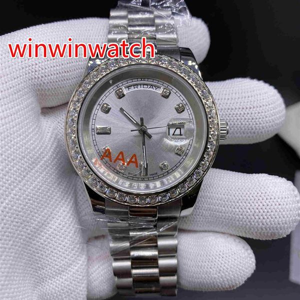 Moda novo relógios Data do dia do dia do movimento automático Watch Diamond Diamond Silver Stainless Stone Mechanical 40mm Mens Wristwa246a