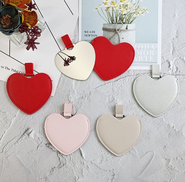 En son 7.5x6,9cm aydınlatılmış makyaj aynası LED Love Heart Paslanmaz Çelik Makyaj Aynası Taşınabilir PU Birçok renk seçeneği özelleştirilmiş logo için destek