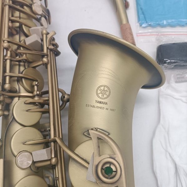 2023 Nova referência Latão Saxofone alto Acabamento acetinado escovado antigo Modelo YAS-62 Instrumentos musicais profissionais Sax com acessórios