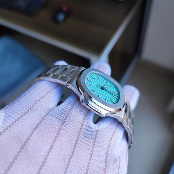 Hochwertige, dünnste 9,4 mm Herrenuhr, Herren-Armbanduhr 5711 5711 1A-018, automatisches 324-Uhrwerk, Armband T, blaues Zifferblatt, limitiert auf 255 m