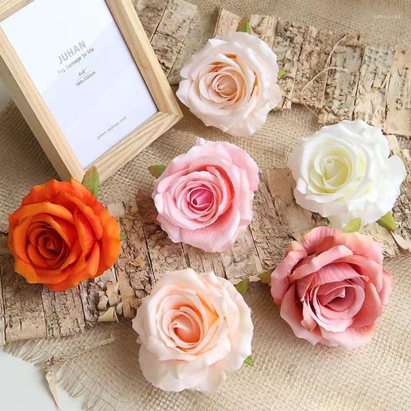 Dekorative Blumen 10PC 10CM Künstliche Großhandel für Scrapbook Weihnachten Home Decor Hochzeit Party Garten Rose DIY Gefälschte Seide Kopf Candy Box