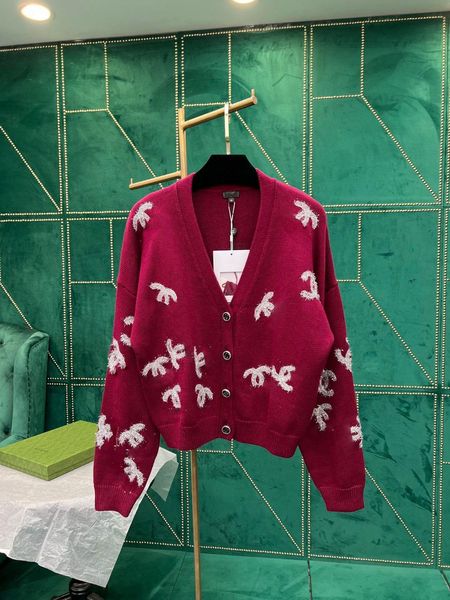 Nova 2024 pista de primavera da marca Summer Sweet Sweater de estilo cinza vermelho de manga longa V PolhOver de pescoço de alta qualidade feminino beike