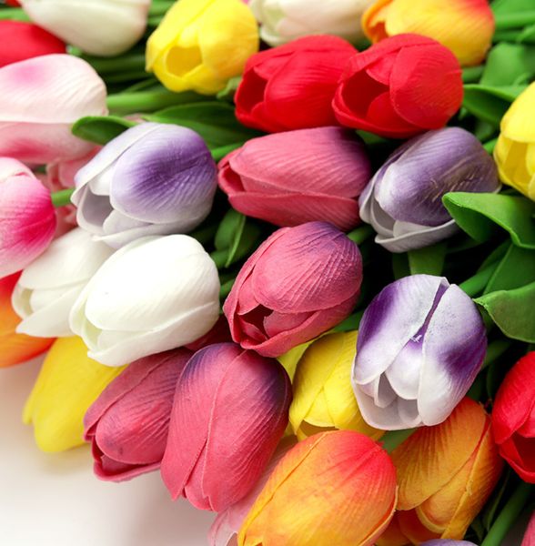 L'ultimo fiore di simulazione mini tulipano in PU fiore finto una varietà di colori tra cui scegliere supporta il logo personalizzato