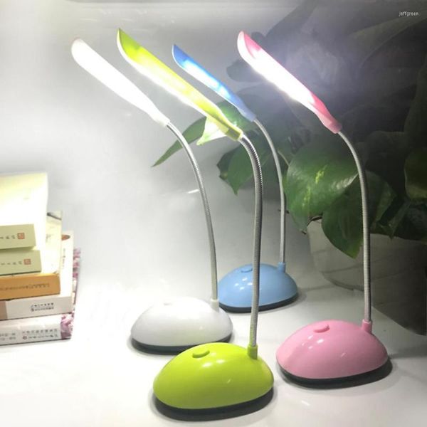 Tischlampen Lampe für Arbeitszimmer Schlafzimmer LED-Schreibtisch Biegsamer Augenschutz Student Leselicht Tragbare batteriebetriebene Nacht