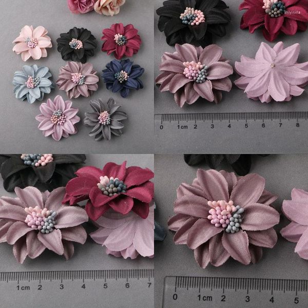 Flores decorativas Três flores cor núcleo de pano chique de cabelo clipes para crianças acessórios meninas artesanato tecido diy bandana