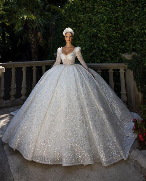 Abito da ballo di lusso Abiti da sposa Appliques Maniche lunghe Bateau Paillettes lucide Perline Increspature Pizzo 3D Celebrità Piano Lunghezza Costume Homme Abiti formali Abiti da sposa