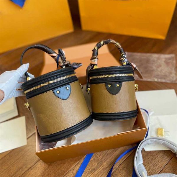 2023 Luxurys Designer Totes Handtaschen Frauen Vintage Toplevel Leder Barrel Shaped Taschen Eimer Trommel Tasche Ein Griff Zylinder Mini Tasche Designe Top