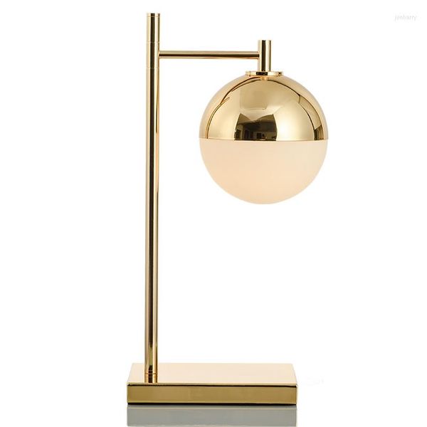 Lâmpadas de mesa Pós -moderna Creative Glass Ball Gold Nórdico Modelo Sala de Estudo Soft Bedro Lâmpada Classic Luzes de mesa clássica