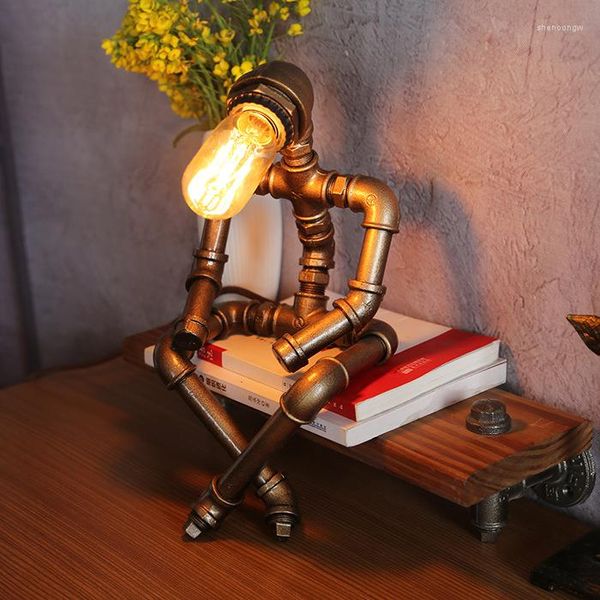 Lâmpadas de mesa Robô industrial retro Bronze Steampunk Lâmpada Luzes de água fofas mesa com lâmpada com lâmpada