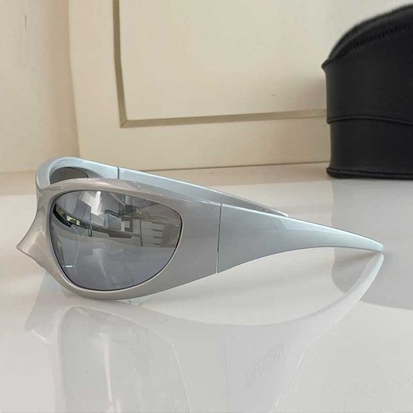 Skin XXL Cat Sonnenbrille in schwarzen Brillen BB0252S Bio-Basis-injiziertes Nylon sind in mehreren Aussehen der Winter 22 Kollektion 360 Designerbrillen Reitbrille 280