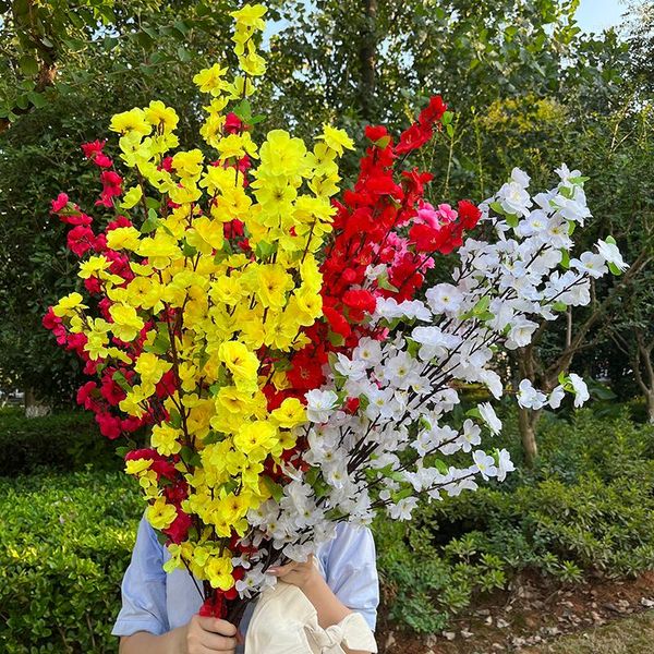 Dekorative Blumen, rosa, gelb, weiß, Seide, Pfirsichblüten, künstliche Blume, 125 cm langer Zweig, Frühlingspflaume, für Hochzeit, Heimdekoration, 1 Stück