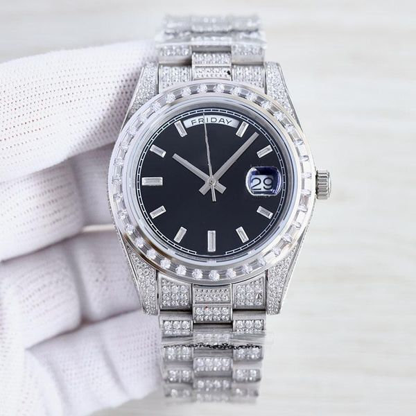 Homens relógios mecânicos de luxo diamante completo 40 mm Precisão e Durabilit Movimento automático e vidro de capa de aço inoxidável
