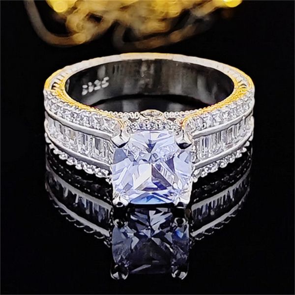 Neue Luxusrunde Diamond 925 Sterling Silber Designer Verlobungsring für Frauen Lady Jubiläumsgeschenk Schmuck Großhandel Weihnachten