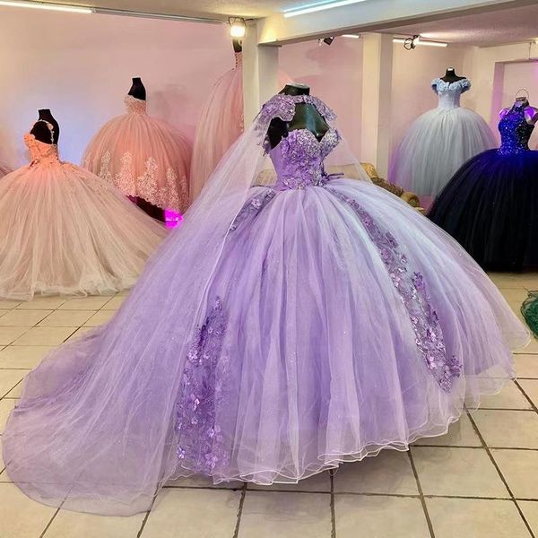 Lilac Floral Dantel Quinceanera Elbiseler ile Cape Tweetheart Prenses Puffy Balo Gown Uzun Tül Prom Brithday 16 Elbise Vestido 15 Anos