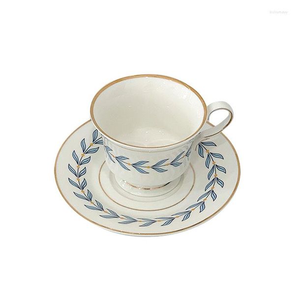 Tazze Piattini Tazze da caffè in porcellana ceramica Set tazza e piattino carino Tazza per tè Kawaii di stoviglie da cucina Set da caffè da viaggio