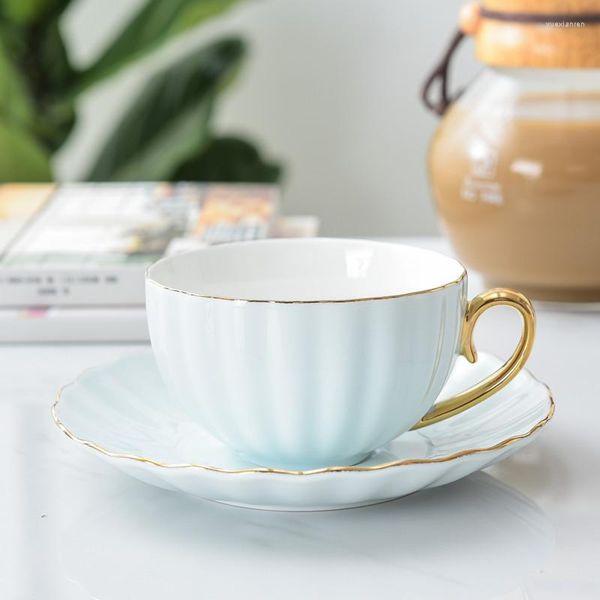 Fincan tabakları pembe sadelik yaratıcı porselen fincan tabak seramik basit çay setleri modern tasarım kahve Türk seti